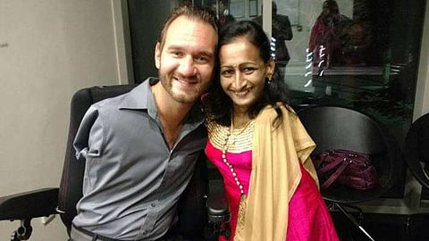 നിറങ്ങളുടെ ലോകത്ത് പാദമുദ്ര പതിപ്പിച്ച് 'സ്വപ്ന' ഉയരങ്ങളിലേക്ക്
