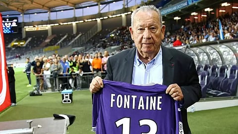 ഫ്ര​ഞ്ച് ഫു​ട്ബോ​ള്‍ ഇ​തി​ഹാ​സം ജ​സ്റ്റ് ഫൊ​ണ്ടെ​യ്ന്‍ അ​ന്ത​രി​ച്ചു