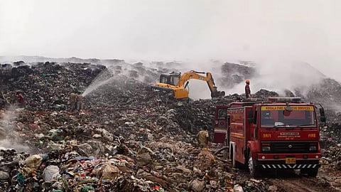 ബ്രഹ്മപുരം തീപിടുത്തം: പുകയണയ്ക്കൽ അന്തിമഘട്ടത്തിൽ