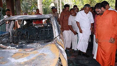 ആശ്രമം കത്തിച്ച കേസ്: ആദ്യം അന്വേഷിച്ച ഉദ്യോഗസ്ഥർക്ക് വീഴ്ച സംഭവിച്ചെന്ന് ക്രൈംബ്രാഞ്ച് റിപ്പോർട്ട് 