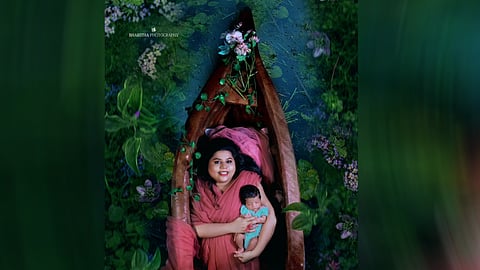 പൊന്നു മകനെ വാത്സല്യത്തിൽ പൊതിഞ്ഞ് സ്നേഹ ശ്രീകുമാർ; ചിത്രങ്ങൾ ഏറ്റെടുത്ത് ആരാധകർ