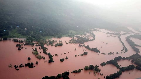 പ്രളയത്തിൽ മുങ്ങിയ വിദർഭ മേഖല.