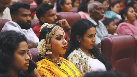 കലോത്സവ വേദിയിൽ നിന്നുള്ള കാഴ്ചകൾ