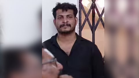 കുട്ടിയുടെ രണ്ടാനച്ഛൻ അനു