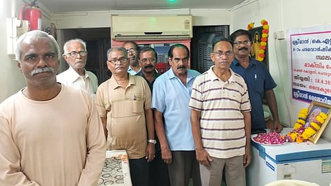 ശ്രീമാനെ അനുസ്മരിച്ച് മുംബൈ