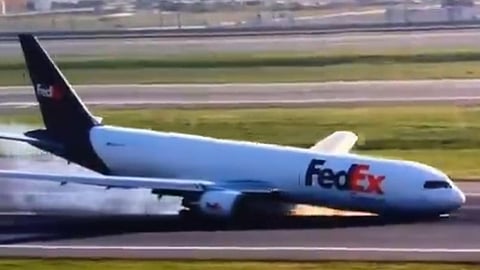 probe launched after boeing cargo plane lands in istanbul without front landing gear