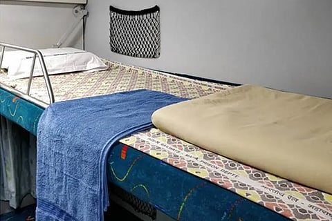 Bed roll blankets in trains washed once a month