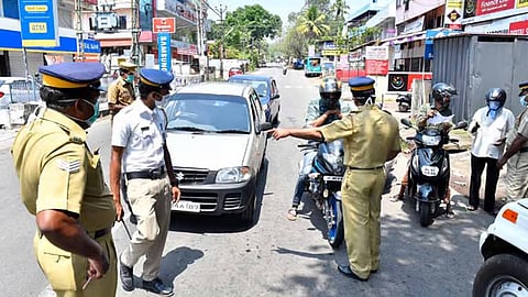Strict action against traffic violations 24-hour joint police-MVD inspection
