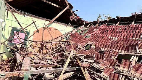 anganwadi roof collapse ernakulam