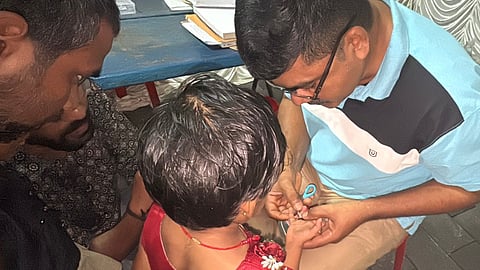 thiruvairanikkulam temple fire and rescue service helps 4 year old kid