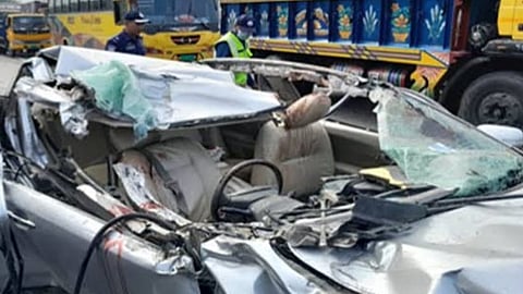 4 dies in Mumbai Nasik vehicle accident