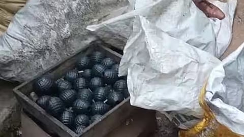 large quantity of fireworks seized in Vadakkanchery thrissur