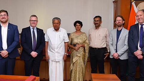 Wales Cabinet Secretary meets with Chief Minister