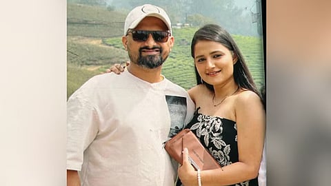 Bengaluru techie killed his wife, stuffed in suitcase, consume poison and surrender at pune