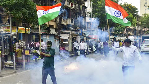 സൈനികശേഷിയിൽ തങ്ങളെ ഇന്ത്യയോട് താരതമ്യം ചെയ്യാൻ പോലുമാവില്ലെന്നു പാക്കിസ്ഥാന് തിരിച്ചറിവു നൽകുന്നതായി വ്യോമാക്രമണം.