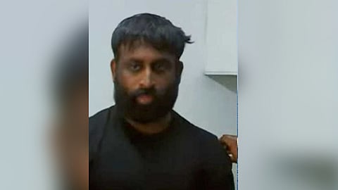 kozhikode native arrested for seeking details about ins vikrant location through phone call