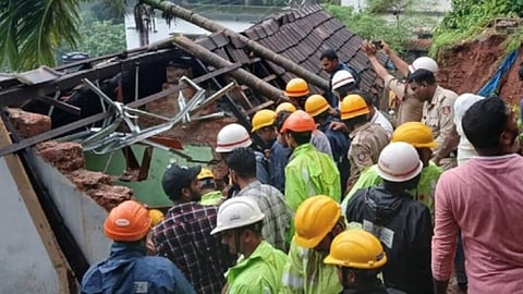 two children dies after mangalore landslide house collapsed