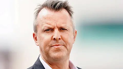 fans criticized former england cricketer graeme swann on his remark about india england series