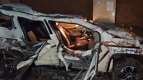 wedding procession car crashes into wall 8 including groom killed