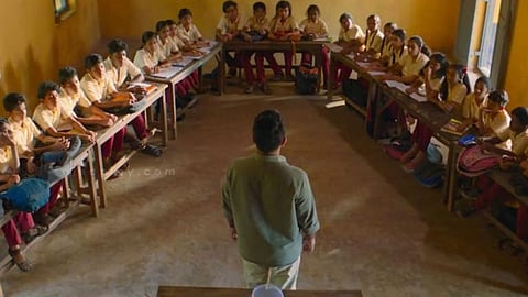  Kerala schools to remove backbenchers through a new seating arrangement   