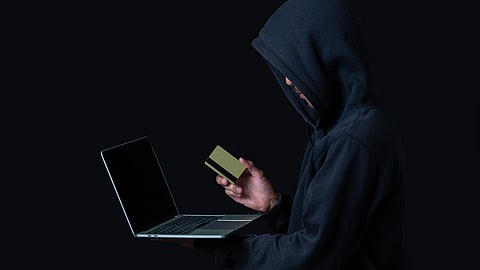 cyber fraud 80-year-old man loses 9 crore rupees