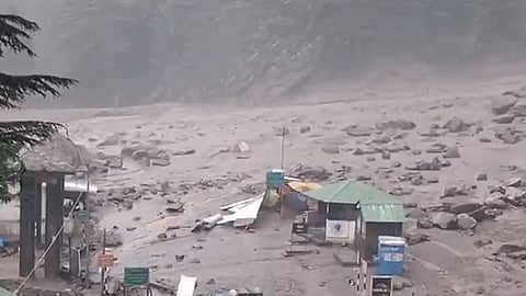 uttarakhand flash flood Around 10 soldiers reported missing