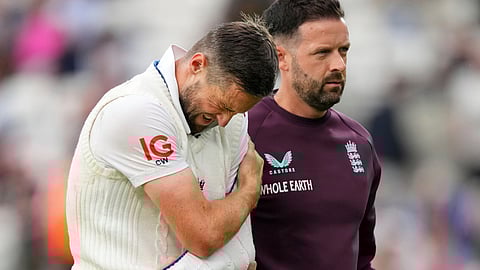 chris woakes recalls terror of walking out with injured shoulder in oval test