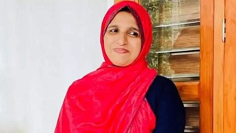 Family files complaint with police and health department over woman's cancer death, alleges acupuncture treatment