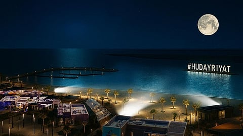 Abu Dhabi Municipality opens night beach