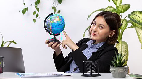 India set to be world's 2nd largest economy