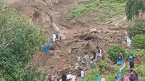 landslide has destroyed an entire village killed 1000 people