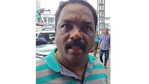 Excise inspector caught with bribe in bars