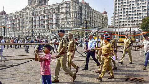 bomb threat mumbai security alert