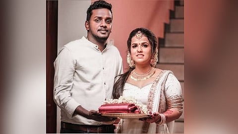 vipanchika death case; look out notice against her husband