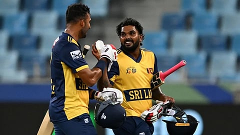 sril lanka won by 4 wickets against hong kong in asia cup