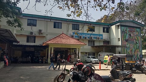 Removing the guide wire could cause the young woman's blood vessels to rupture: Health experts