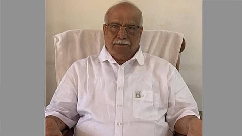 p.k. sreemathy husband e. damodaran died