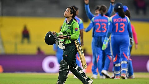 Pak woman player reprimanded
