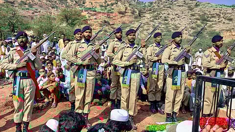 Pakistan Army’s ceremonial guards perform during the funeral ceremony of a paramilitary personnel of the Frontier Corps (FC) who was killed during the Afghanistan-Pakistan border clashes, in Kohat on October 17, 2025.