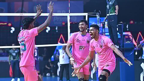 Prime Volleyball League; Chennai Blitz defeats Delhi Toofans to enter top four
