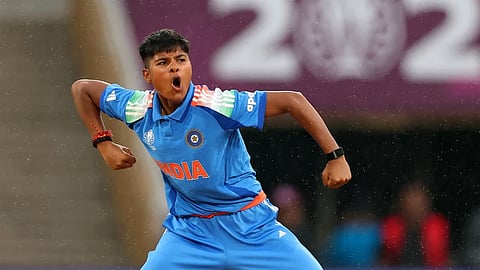 ലോകകപ്പ് ജേതാവ് ക്രാന്തി ഗൗഡിന്‍റെ അച്ഛന് പൊലീസ് ജോലി തിരിച്ചുകിട്ടും | Kranti Gaud father police job