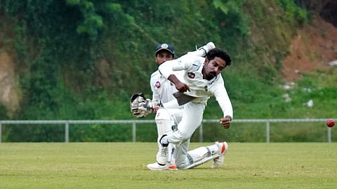 രഞ്ജി ട്രോഫി: കേരളം കളി കൈവിട്ടു | Ranji Trophy Kerala vs Saurashtra