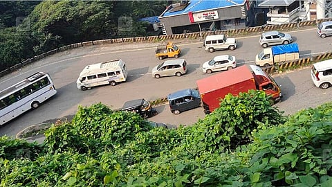 വൻ ഗതാഗതക്കുരുക്ക്