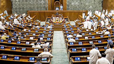 central government to discuss vande mataram in parliament