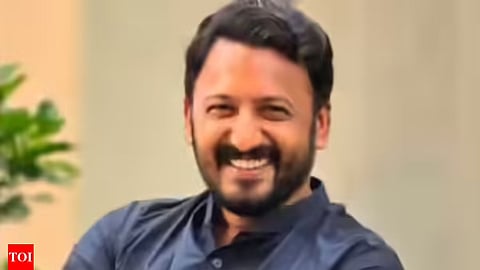  നഗ്ന ദൃശ്യങ്ങള്‍ മൊബൈലില്‍ പകര്‍ത്തി ഭീഷണിപ്പെടുത്തിയെന്ന് പരാതി