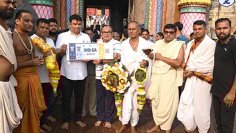 OCA offers first ticket for IND vs SA cricket match at Cuttack to Lord Jagannath