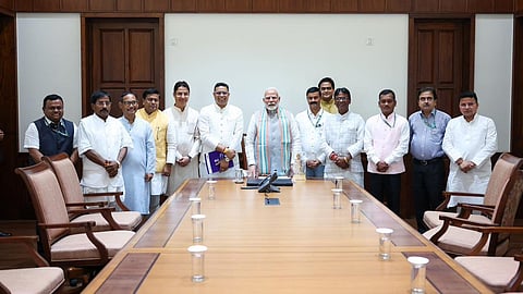 pm meets bengal bjp mps