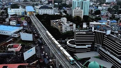 special article by pinarayi vijayan on kerala development