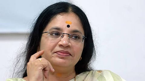 Bhagyalakshmi eacts to deepak suicide