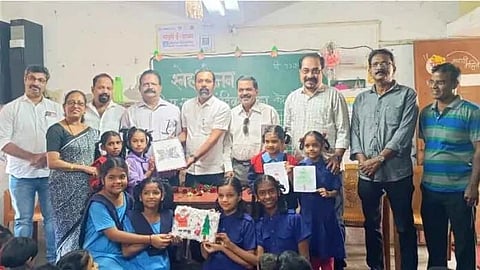 Christmas cake distribution held